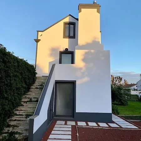 Nature & Sea - Casa Vinhateira West Duplex Caloura