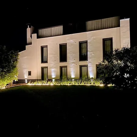 Nature & Sea - Casa Vinhateira West Duplex Caloura
