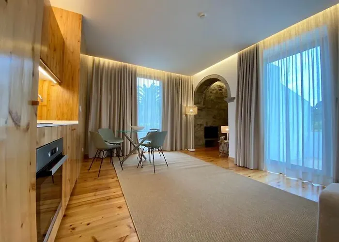 Nature & Sea - Casa Vinhateira West Duplex * Caloura